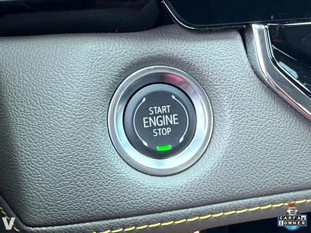 Photo of 2025 Radiant Red Tintcoat Chevrolet Colorado