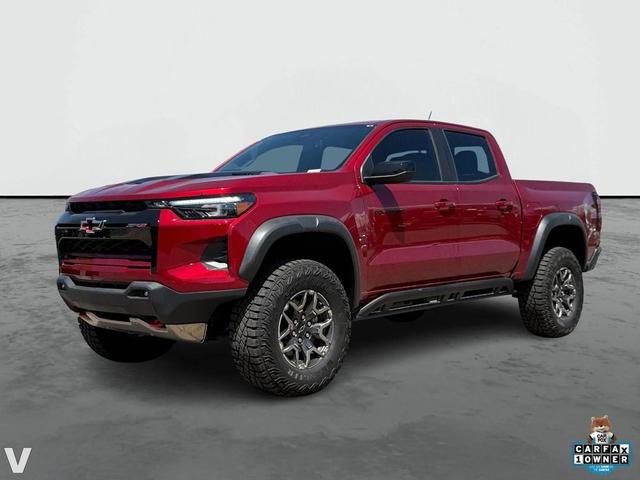 Photo of 2025 Radiant Red Tintcoat Chevrolet Colorado