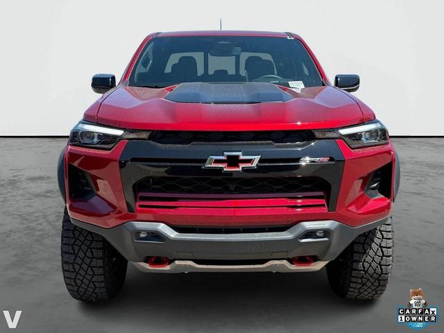 Photo of 2025 Radiant Red Tintcoat Chevrolet Colorado