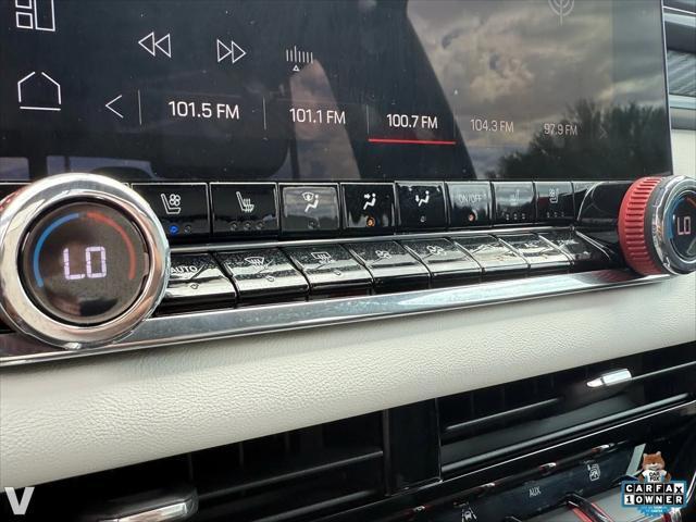 Photo of 2024 Onyx Black GMC Canyon