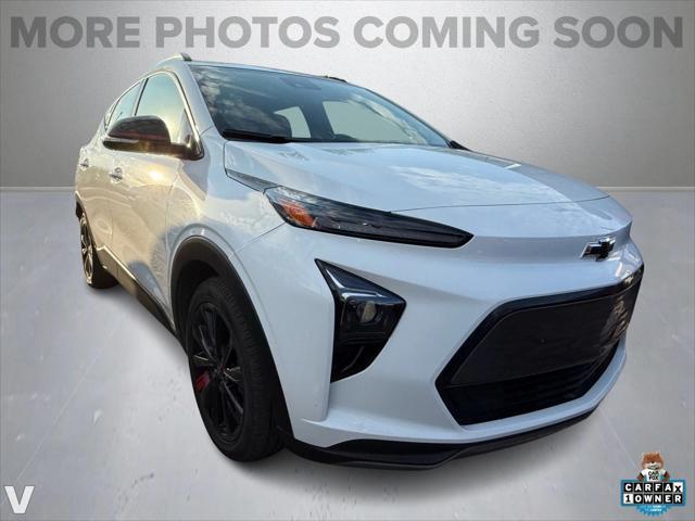 Photo of 2023 Summit White Chevrolet Bolt EUV