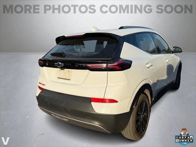 Photo of 2023 Summit White Chevrolet Bolt EUV