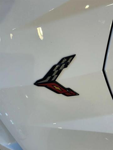 Photo of 2025 Arctic White Chevrolet Corvette