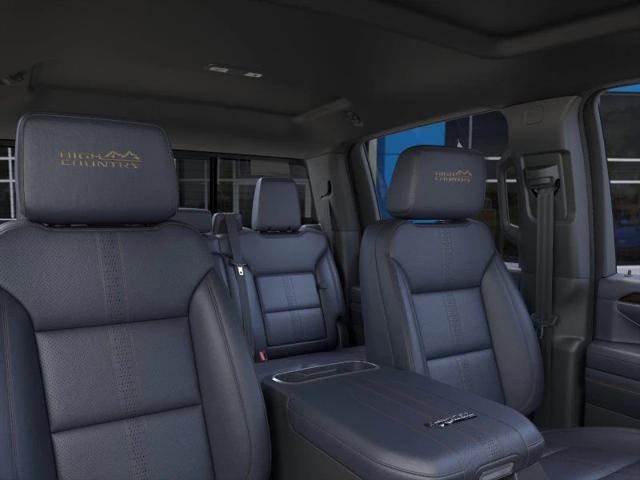 Photo of 2025 Iridescent Pearl Tricoat Chevrolet Silverado 2500