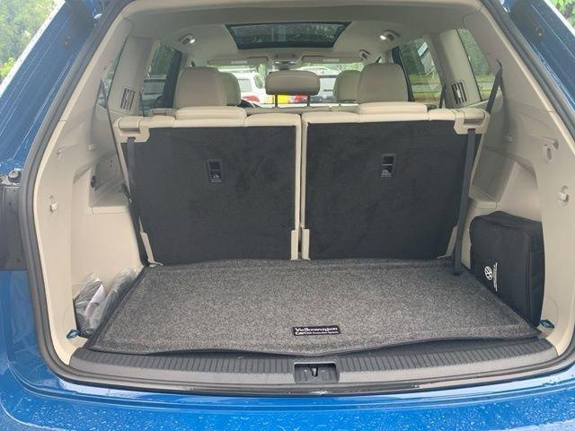 Photo of 2025 Mountain  Lake Blue Volkswagen Atlas