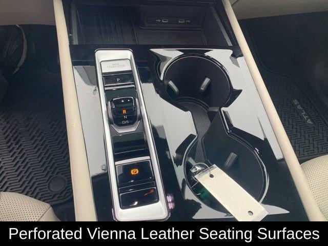 Photo of 2025 Mountain  Lake Blue Volkswagen Atlas