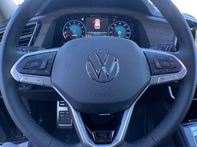 Photo of 2025 Platinum Gray Metallic Volkswagen Atlas