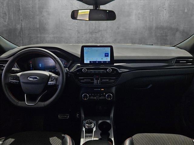 Photo of 2024 Iconic Silver Metallic Ford Escape