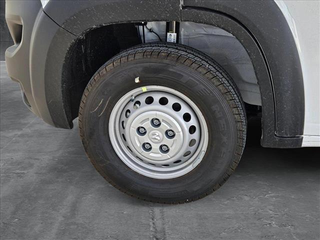 Photo of 2025 Bright White Clearcoat RAM ProMaster 2500