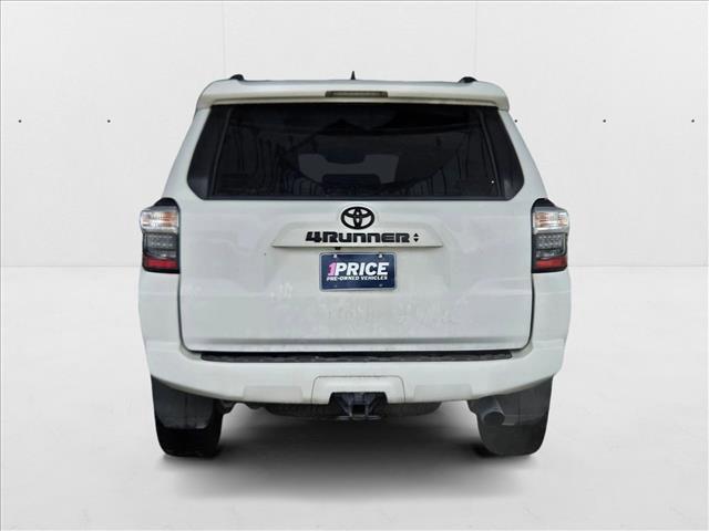 Photo of 2021 Super White Toyota 4Runner