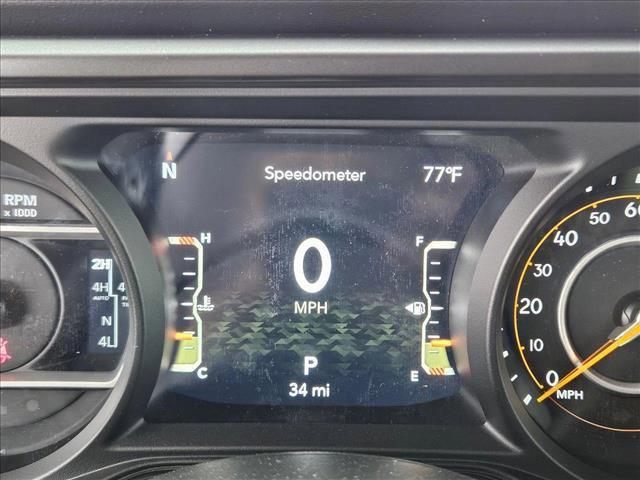 Photo of 2025 Bright White Clearcoat Jeep Gladiator