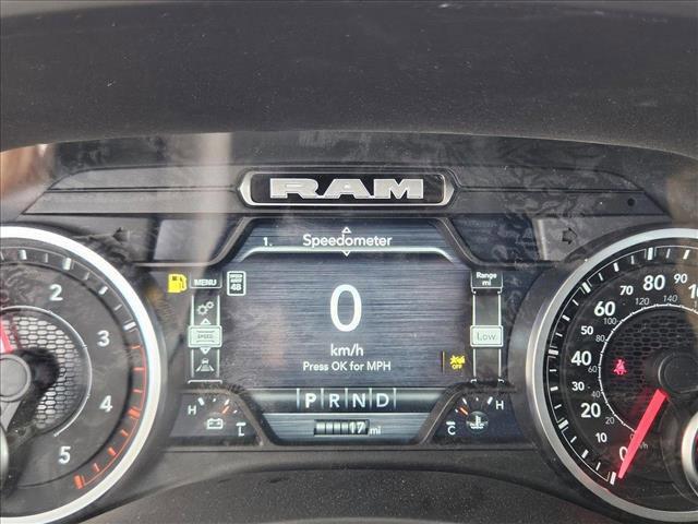 Photo of 2025 Diamond Black Crystal Pearlcoat RAM 2500