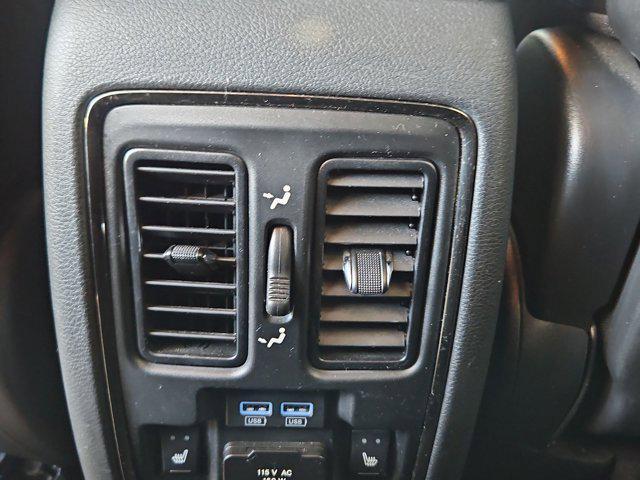 Photo of 2019 Granite Clearcoat Dodge Durango