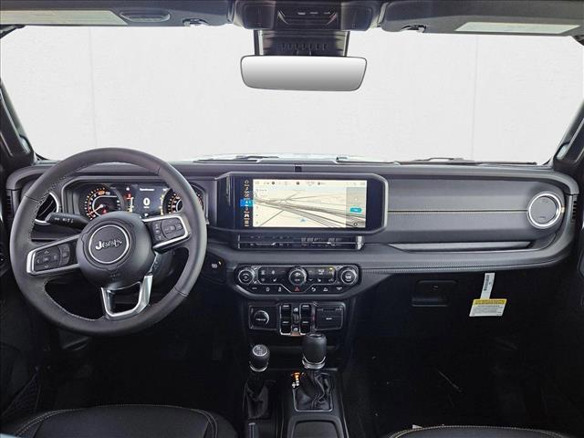Photo of 2025 Granite Crystal Metallic Clearcoat Jeep Wrangler