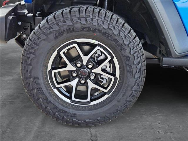 Photo of 2025 Hydro Blue Pearlcoat Jeep Gladiator