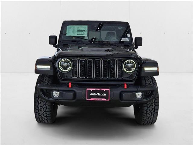 Photo of 2025 Black Clearcoat Jeep Gladiator