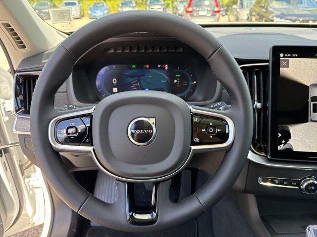 Photo of 2025 Crystal White Pearl Volvo XC90 Plug-In Hybrid