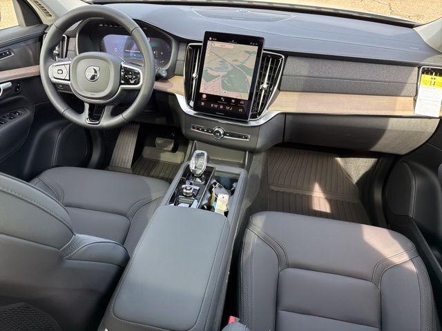 Photo of 2026 Vapour Gray Volvo XC90