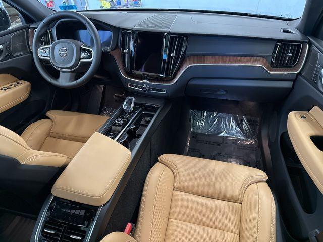 Photo of 2025 Denim Blue Metallic Volvo XC60