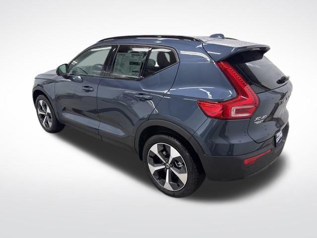Photo of 2026 Denim Blue Volvo XC40