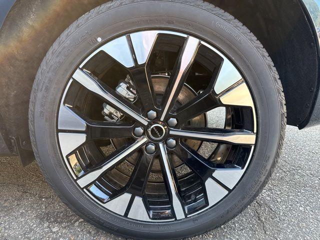 Photo of 2026 Denim Blue Volvo XC60