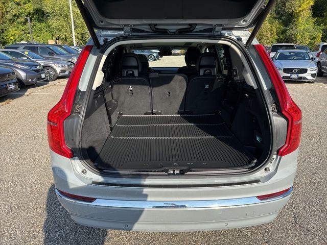 Photo of 2024 Metallic Volvo XC90