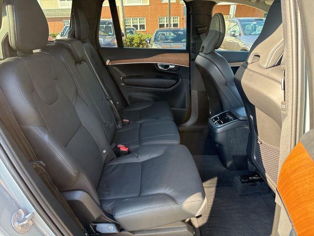 Photo of 2024 Metallic Volvo XC90
