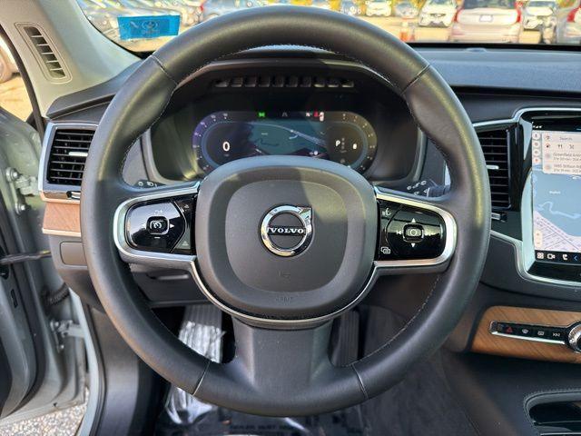 Photo of 2024 Metallic Volvo XC90