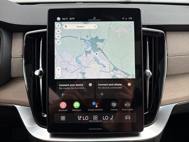 Photo of 2025 Vapour Gray Volvo XC90