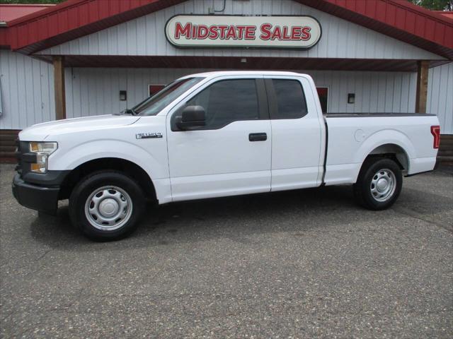 Photo of 2016 Oxford White Ford F-150