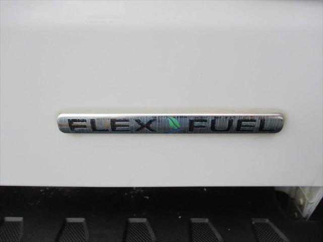 Photo of 2016 Oxford White Ford F-150