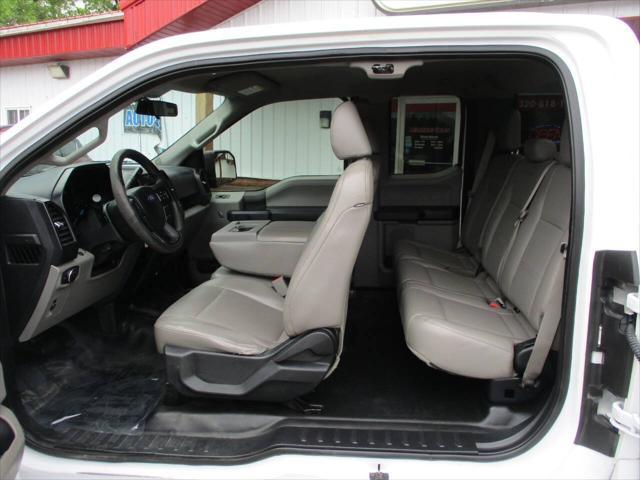 Photo of 2016 Oxford White Ford F-150