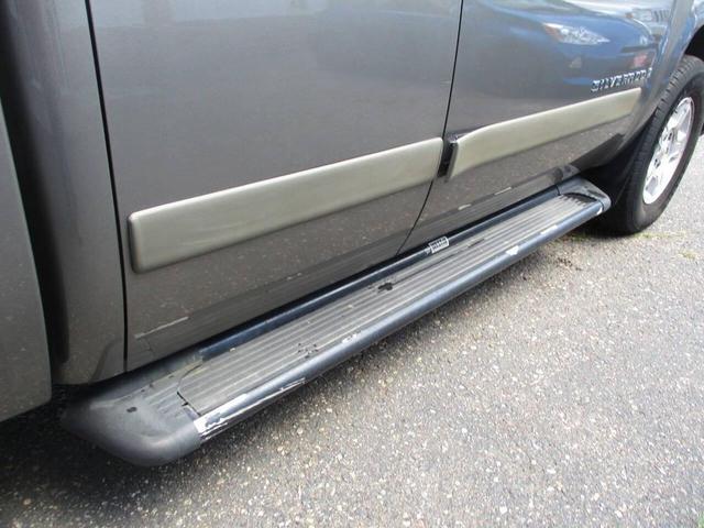Photo of 2007 Gray Chevrolet Silverado 1500