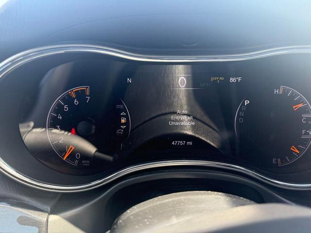 Photo of 2021 Bright White Clearcoat Jeep Grand Cherokee