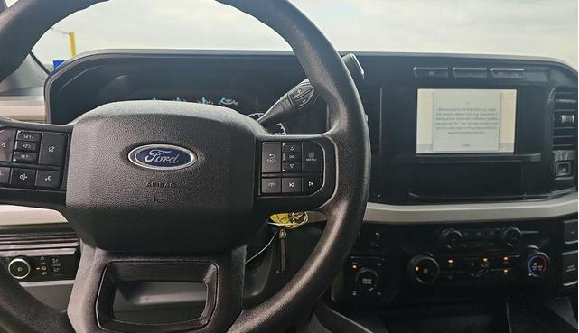 Photo of 2024 Oxford White Ford F-250