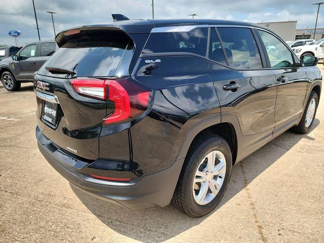 Photo of 2024 Ebony Twilight Metallic GMC Terrain