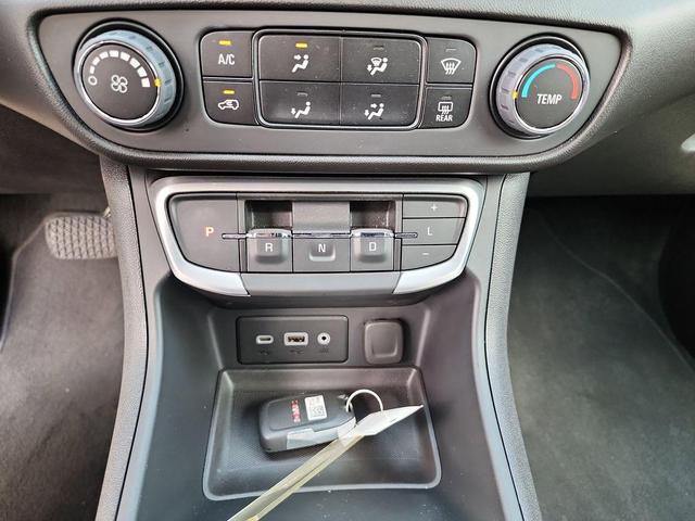 Photo of 2024 Ebony Twilight Metallic GMC Terrain