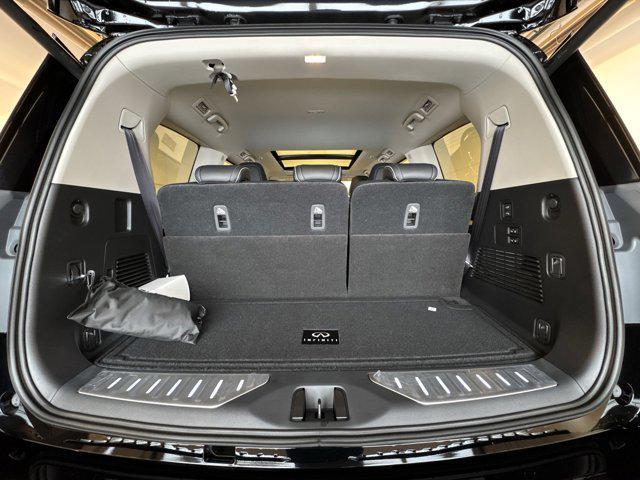 Photo of 2026 Black Obsidian INFINITI QX80
