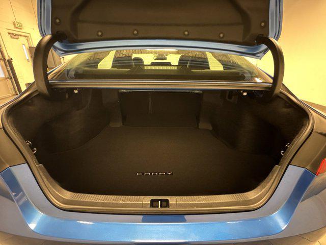 Photo of 2019 Blue Streak Metallic Toyota Camry Hybrid
