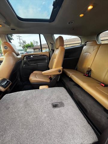 Photo of 2016 Dark Chocolate Metallic Buick Enclave