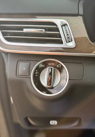 Photo of 2014 Palladium Silver Metallic Mercedes-Benz E-Class