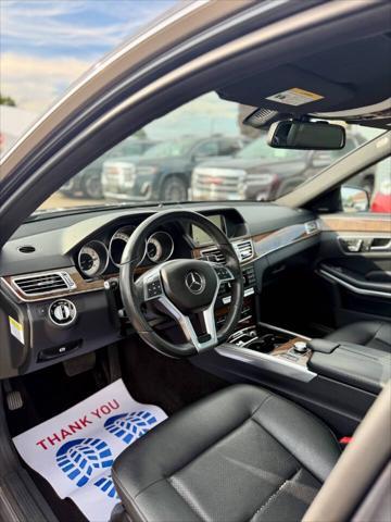 Photo of 2014 Palladium Silver Metallic Mercedes-Benz E-Class