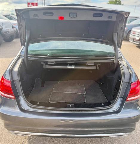 Photo of 2014 Palladium Silver Metallic Mercedes-Benz E-Class