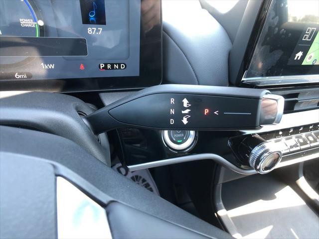 Photo of 2025 Snowfall Pearl Honda Prologue