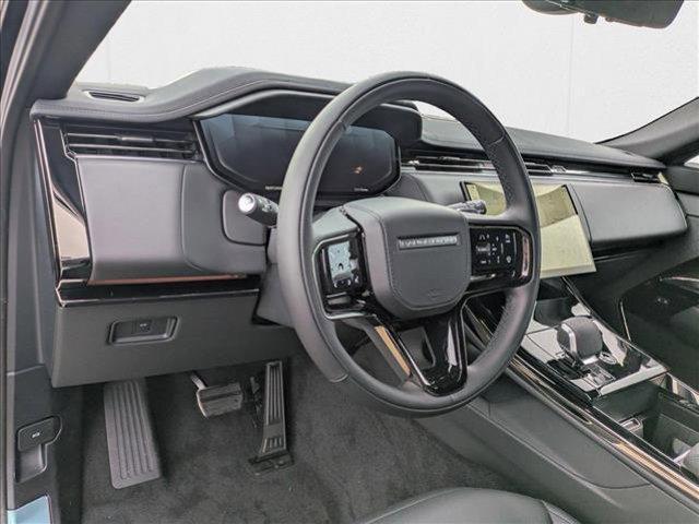 Photo of 2025 Santorini Black Metallic Land Rover Range Rover Sport