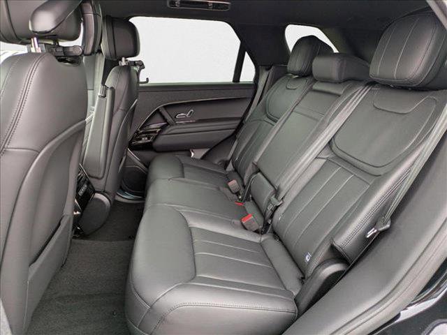 Photo of 2025 Santorini Black Metallic Land Rover Range Rover Sport