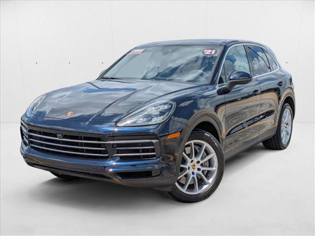 Photo of 2021 Silver/Gray Porsche Cayenne