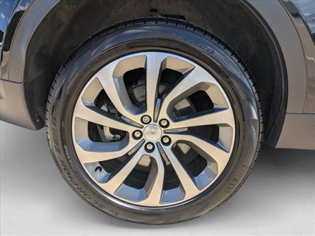 Photo of 2023 Santorini Black Metallic Land Rover Discovery Sport