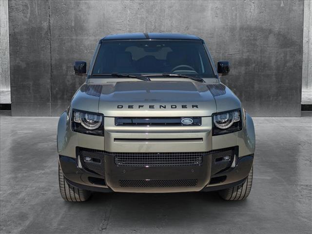 Photo of 2025 Pangea Green Metallic Land Rover Defender