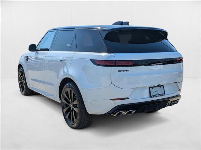 Photo of 2025 Fuji White Land Rover Range Rover Sport